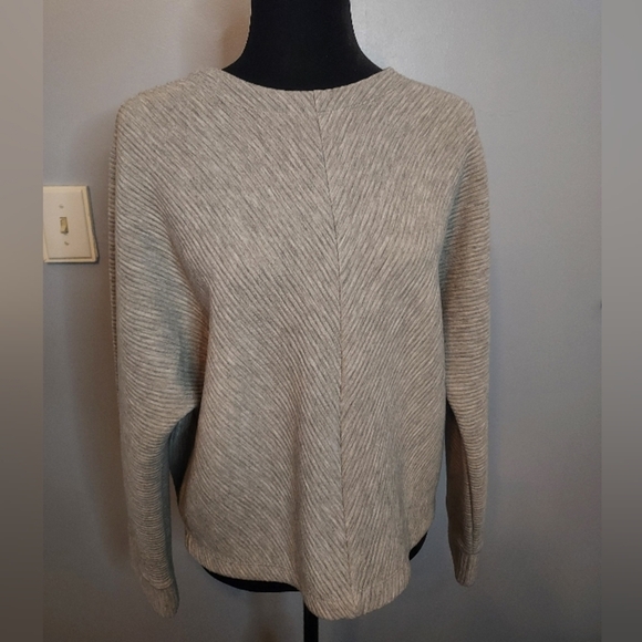 A New Day Textured Oversized Crew Neck Sweater Size Medium - Picture 1 of 7